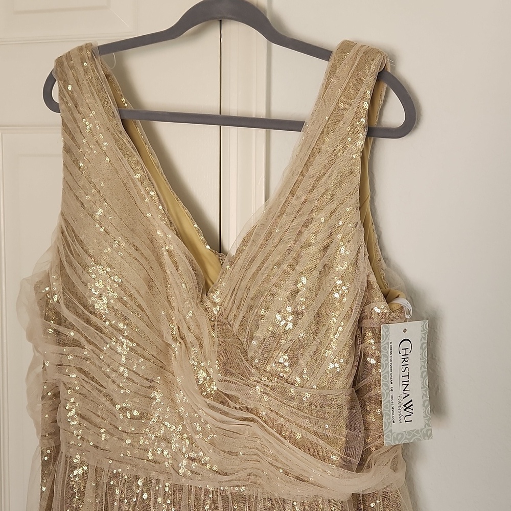 ✨️NWT Christina Wu Style 22754 Champagne Tulle Gold Sequin Dress Sz 28